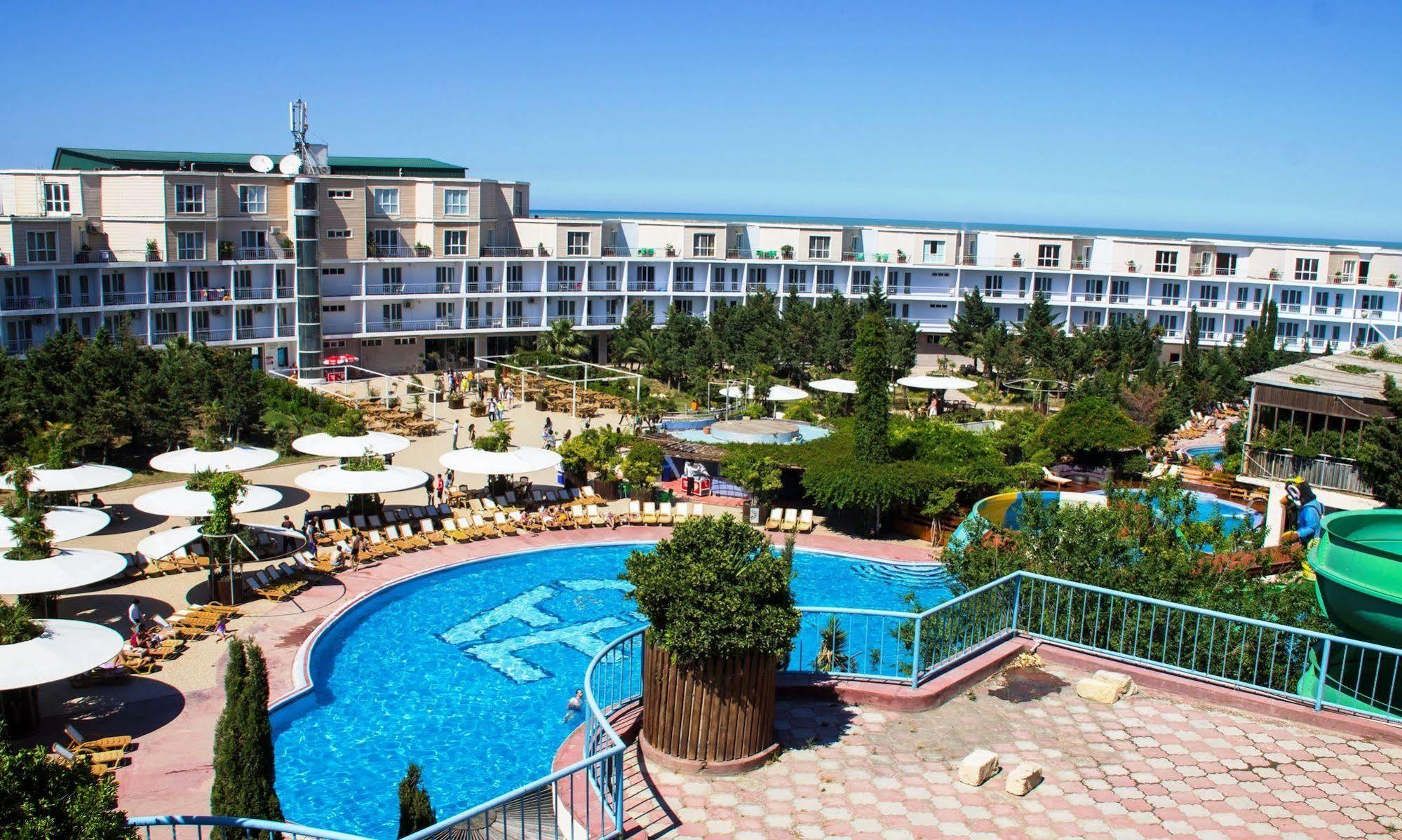 Af Hotel Aqua Park Family Resort Complex Новханы Экстерьер фото
